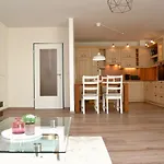 Apartz - - Mit Sauna In Idealer Lage Mit Bergblick Apartamento