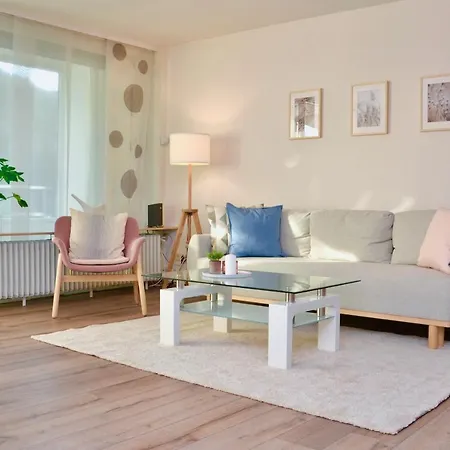 Apartz - - Bergblick - Sauna, Parkplatz, Aufzug - Bright Collection